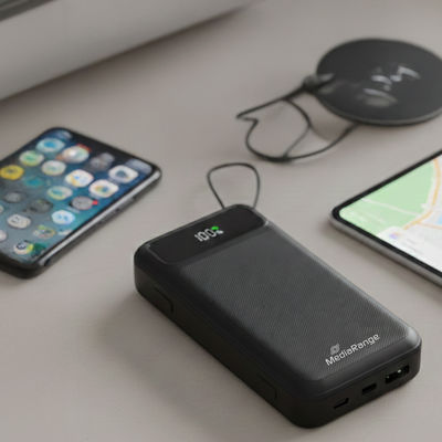 MediaRange Powerbanka 20.000mAh s integrovanými nabíjacími káblami a LC displejom